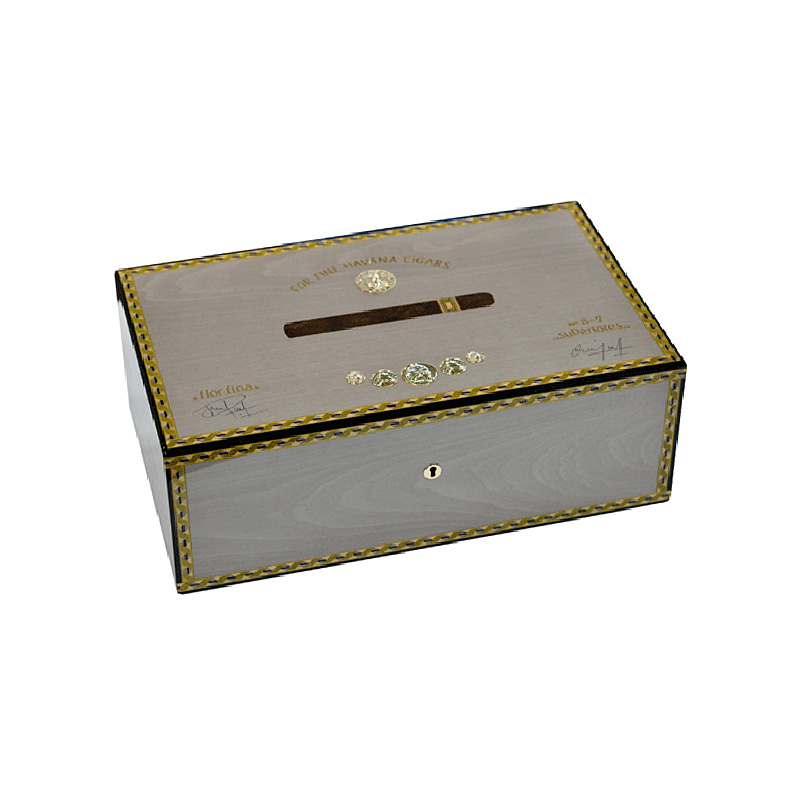 Humidor-Elie_Bleu-Medaille-Sycomore_Grise-120-Cigarpassion-01_br_backup_br_backup.jpg