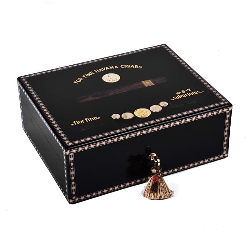 Humidor-Elie_Bleu-Medaille-Sycomore_Noir-75-Cigarpassion-01_br_backup.jpg