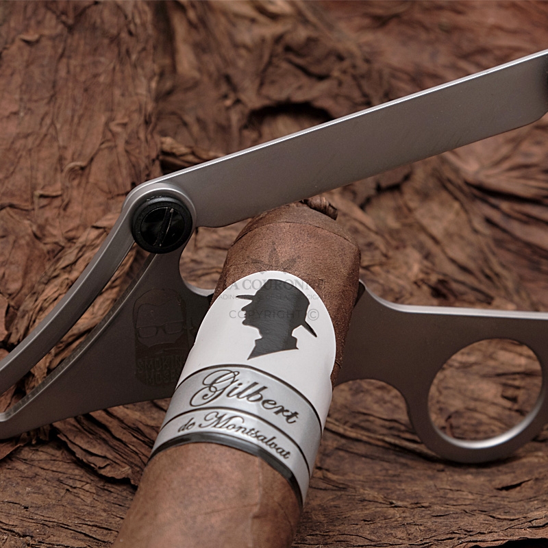 Smoking-Moses-coupes-cigares-by-Fox-Knives-03_br_backup-1.jpg
